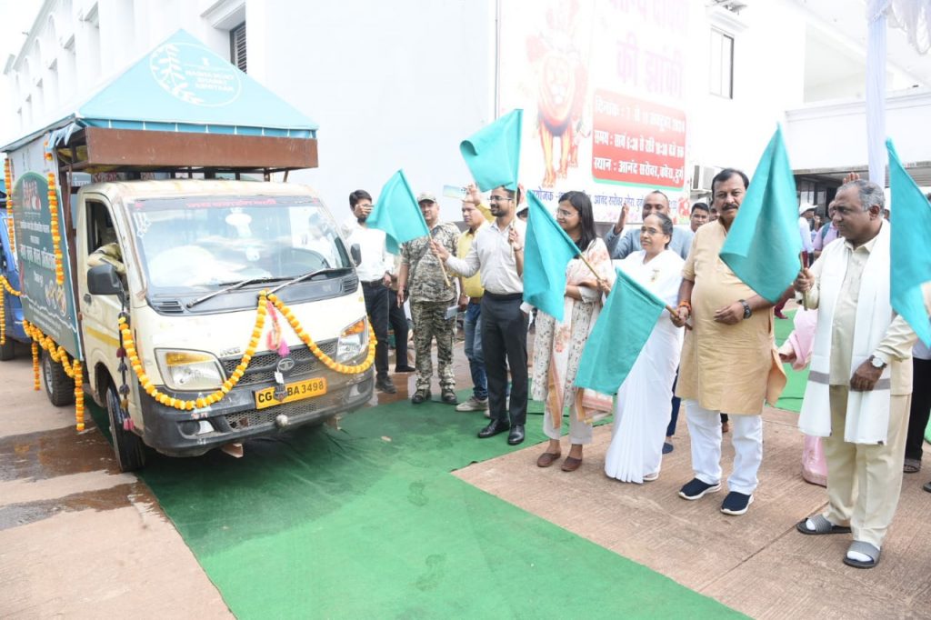 MP Shri Vijay Baghel launched the campaign for Drug-Free India